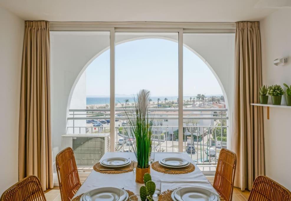 Magnifique Duplex, Vue Mer Et Canal By Welhomy Empuriabrava Exteriér fotografie